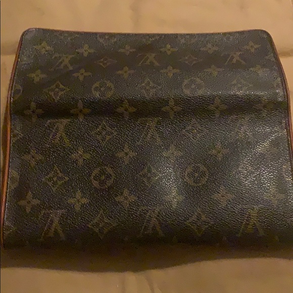 Louis Vuitton Twin GM Looking To Trade - Picture 5 of 6